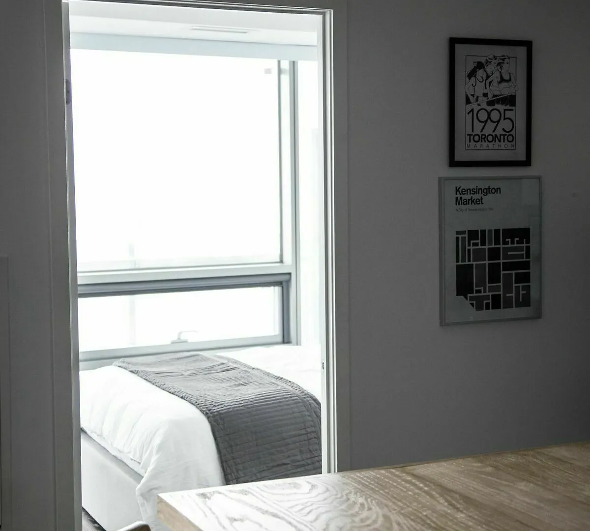 Apartment Applewood Suites - 3 Bdrm Luxury Lakeview Toronto